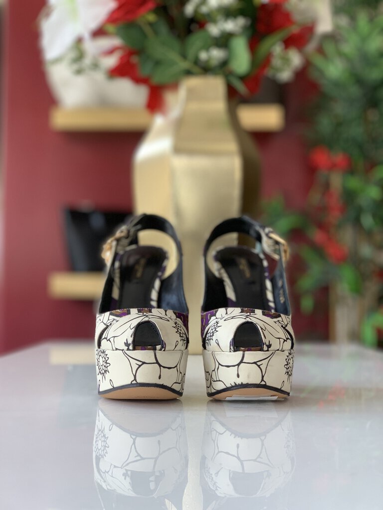Louis Vuitton White Floral Pumps