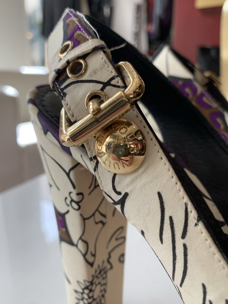 Louis Vuitton White Floral Pumps