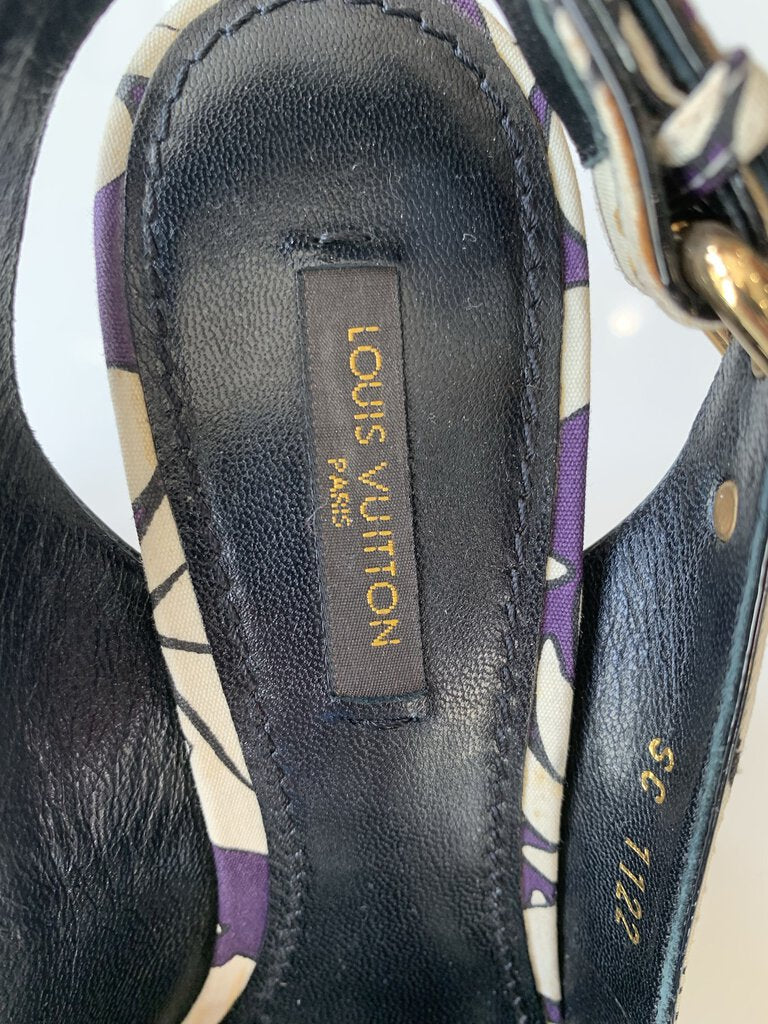 Louis Vuitton White Floral Pumps
