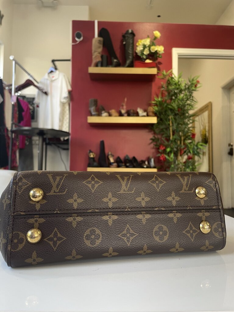 Louis Vuitton Monogram Cluny BB Bordeaux Fuchsia