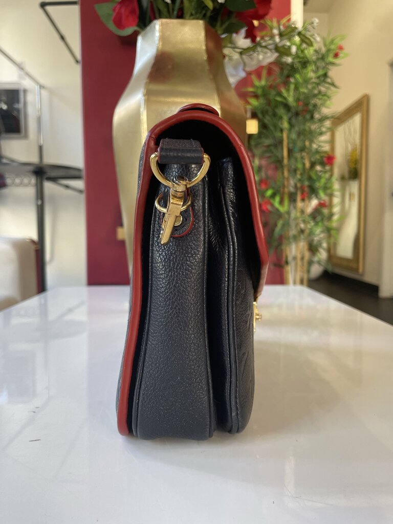 Louis Vuitton Navy Pochette Metis Monogram Empreinte Handbag