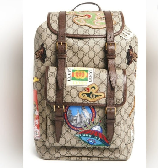 Gucci Courrier Soft GG Supreme in Brown Canvas