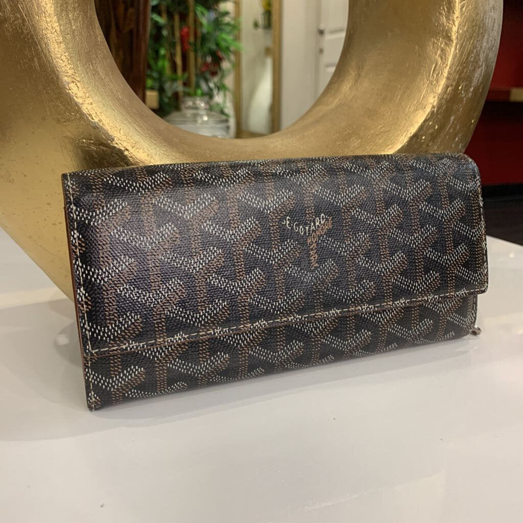 Goyard consignment hotsell