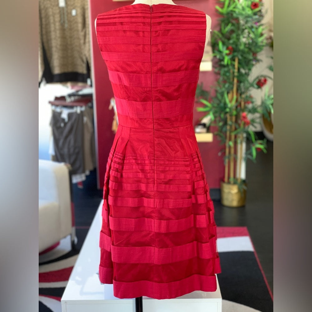 Trina Turk Red S/L Drezs