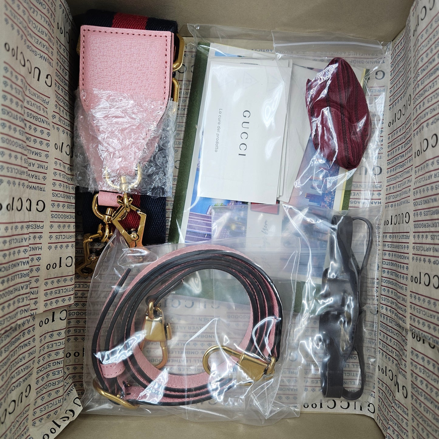 Bundle - Gucci Diana Mini Tote Bag, Gucci Vintage Black Leather Belt, 10kgp Clover 2 Charm Necklace