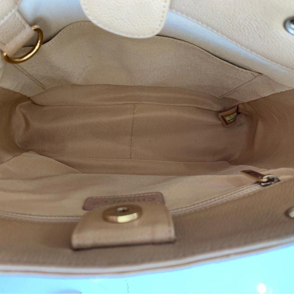 Chanel Vintage Beige Caviar Leather Shoulder Bag