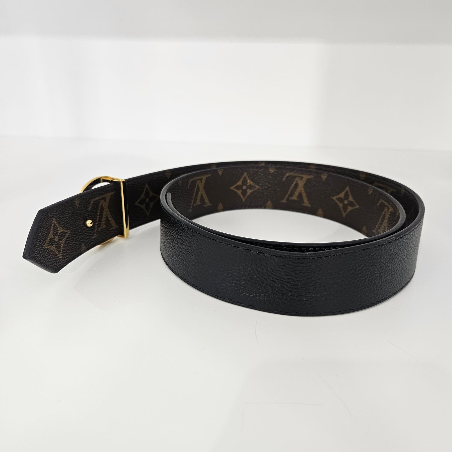 Louis Vuitton Monogram Circle LV Belt orig retail $895