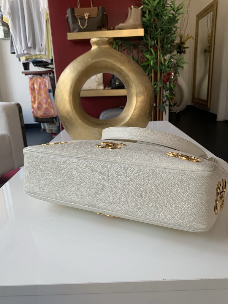 Chanel White CC Cavier Leather Shoulder