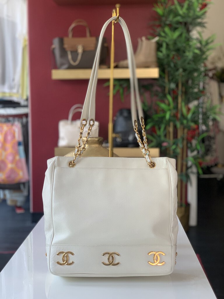 Chanel White CC Cavier Leather Shoulder