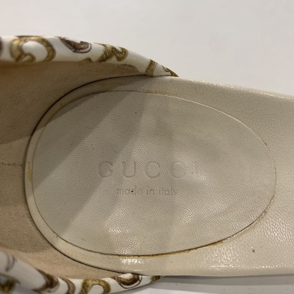 Gucci White Chain Print Satin Heels