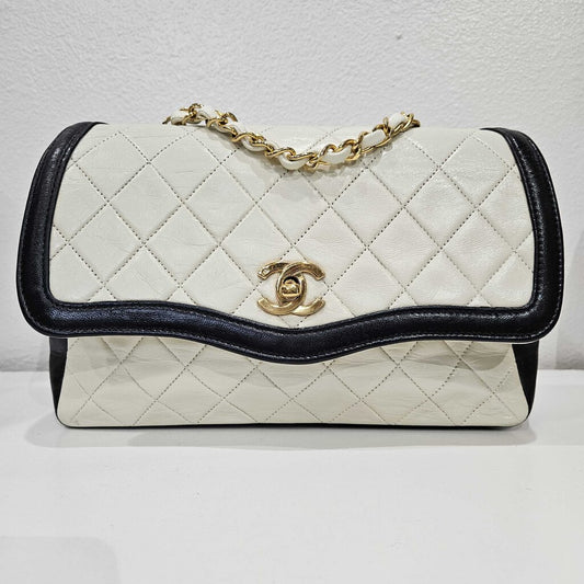 Chanel Vintage Cream Navy RARE Handbag