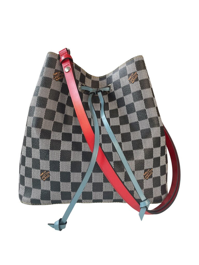 Louis Vuitton Neo Noe MM Bucket Bag