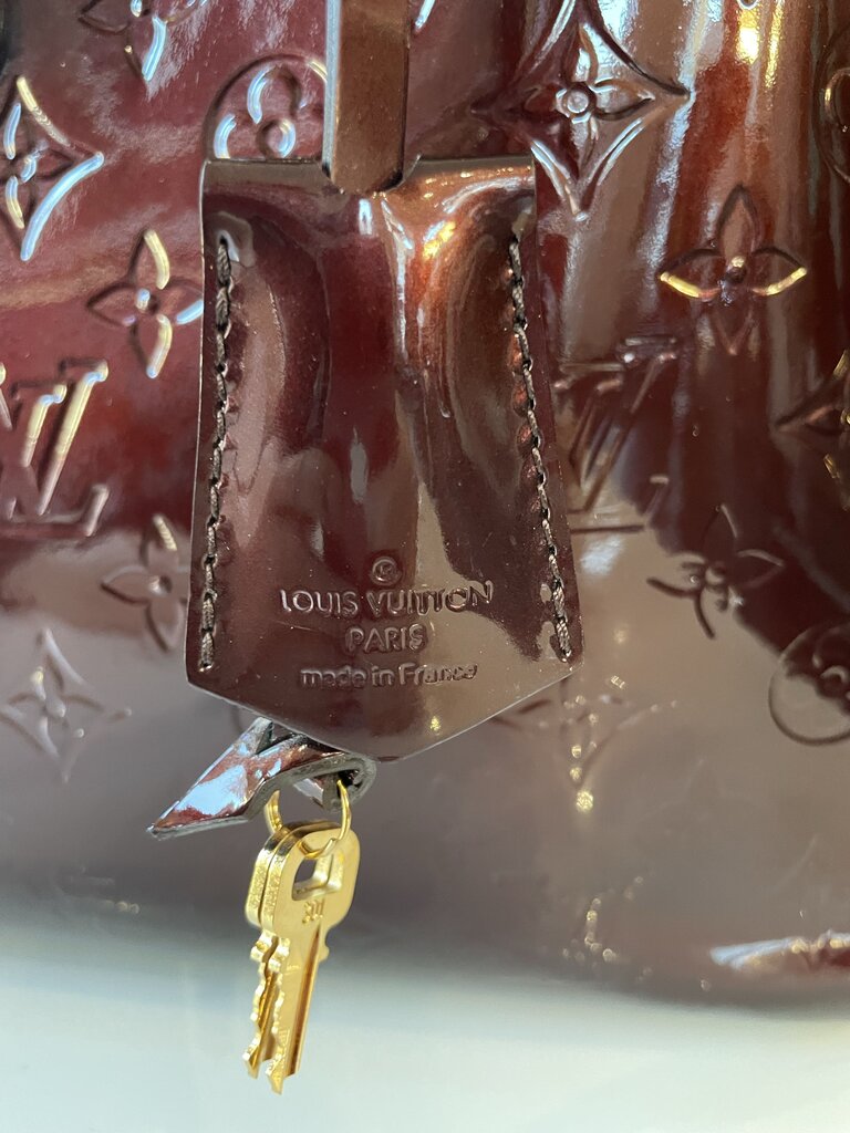 Louis Vuitton Melrose Vernis Handbag