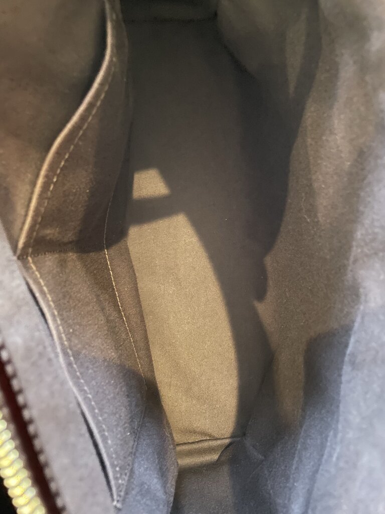 Louis Vuitton Melrose Vernis Handbag