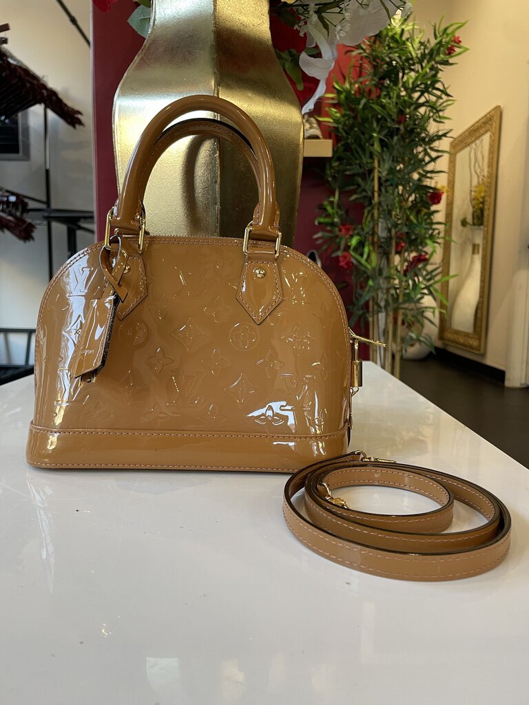 Louis Vuitton Gold Alma BB Vernis