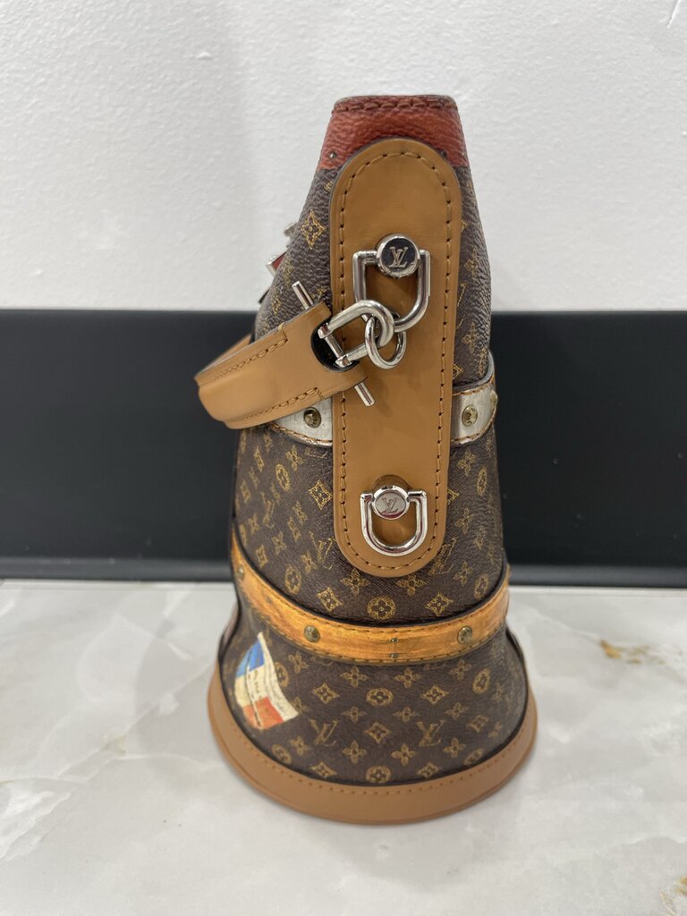 Louis Vuitton LIMITED EDITION TRANSFORMED MONOGRAM TIME TRUNK BAG