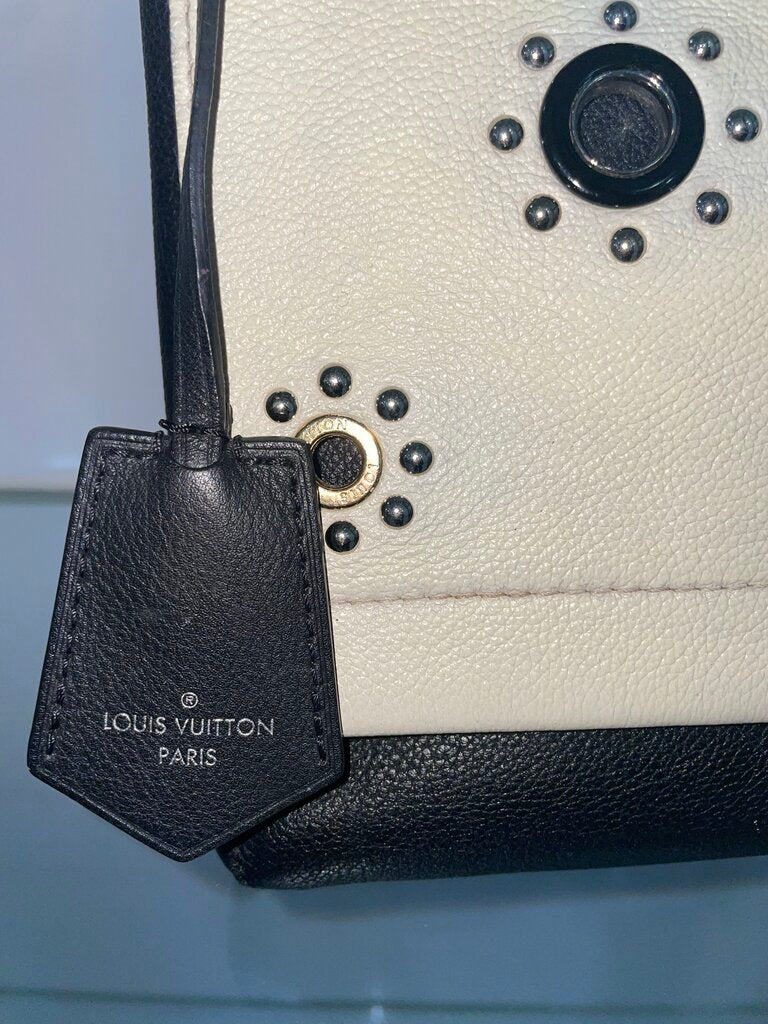 Louis Vuitton Cream, Black Calfskin Mechanical Flowers Lockme Handbag