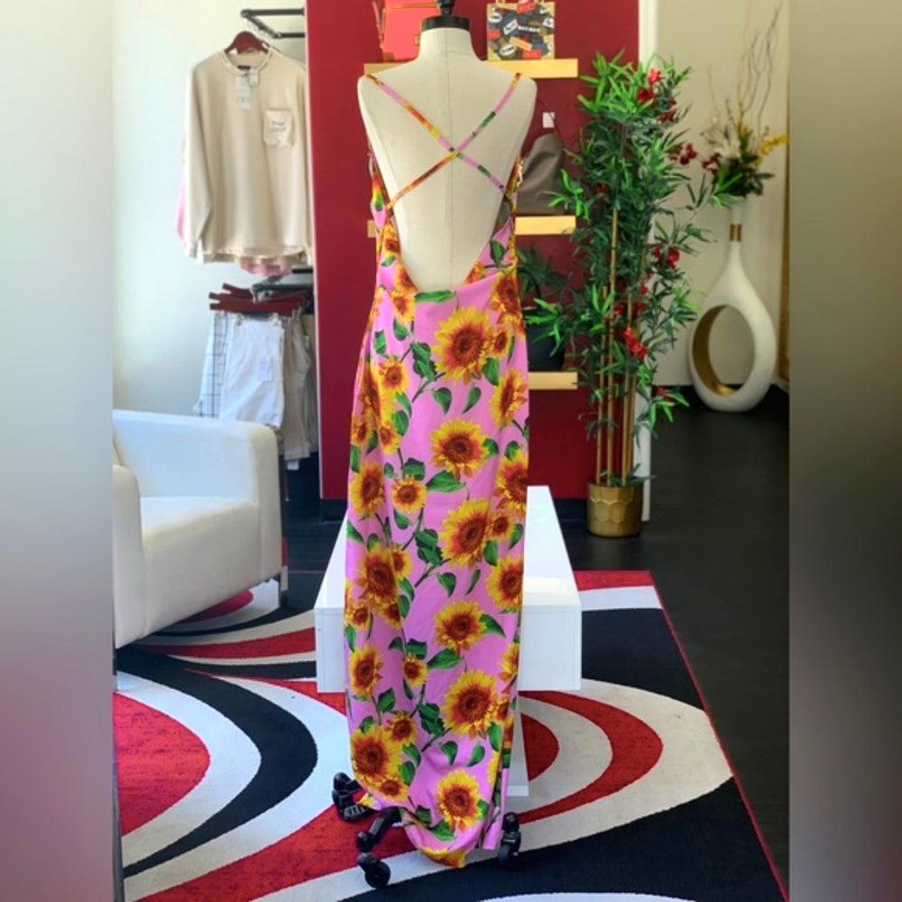 Pretty Little Thing Long Dress – Maidenlane Designer Consignment